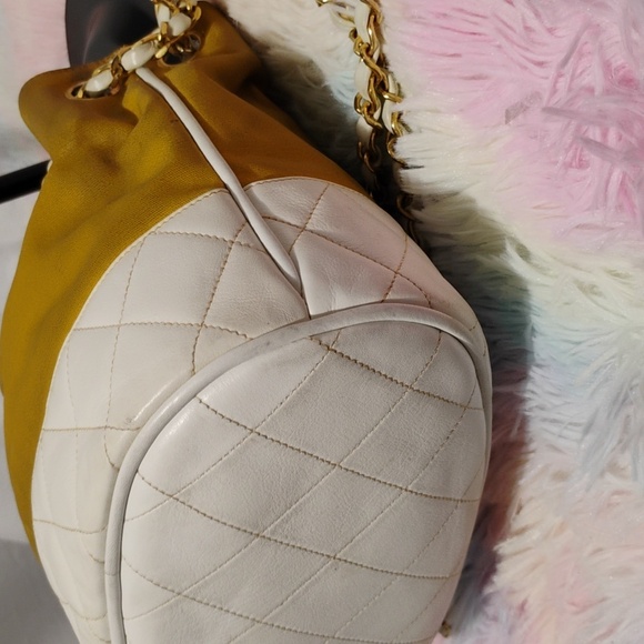 FLASH SALE! Auth CHANEL Shoulder Bag W Chain Strap White Leather Mustard Fabric - Picture 9 of 16